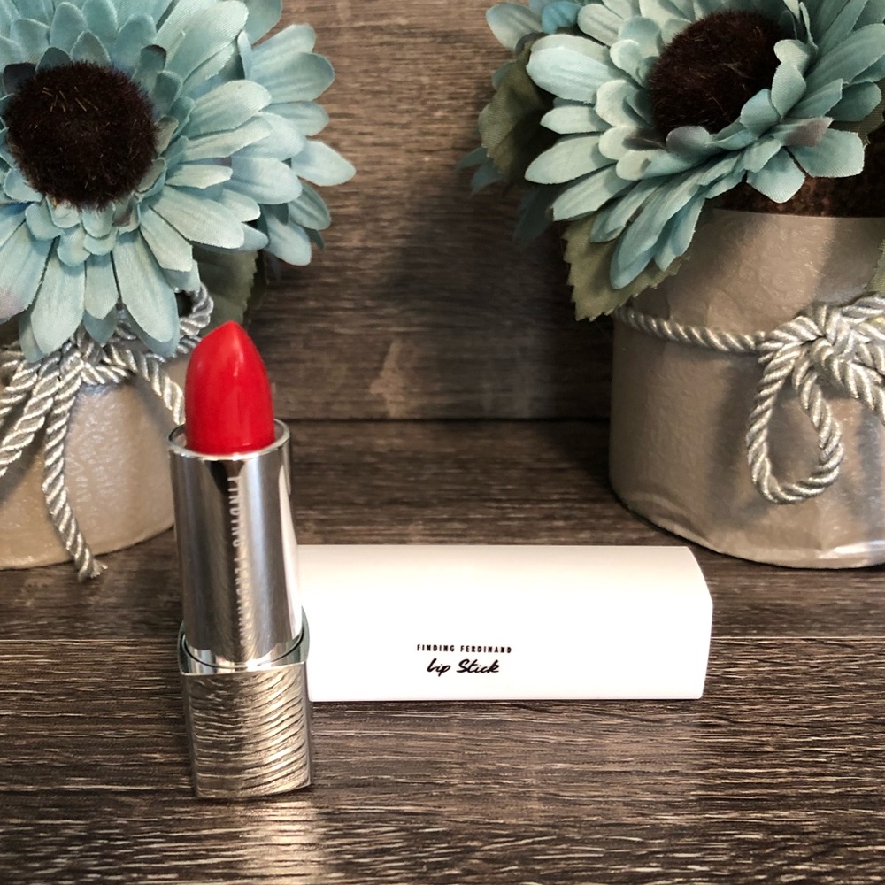Finding Ferdinand lipstick💙